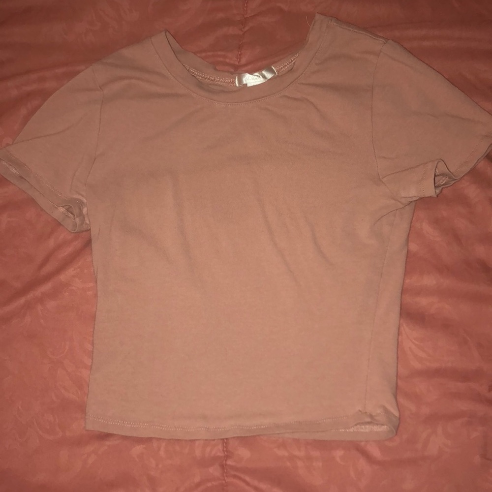 size small cropped light pink top